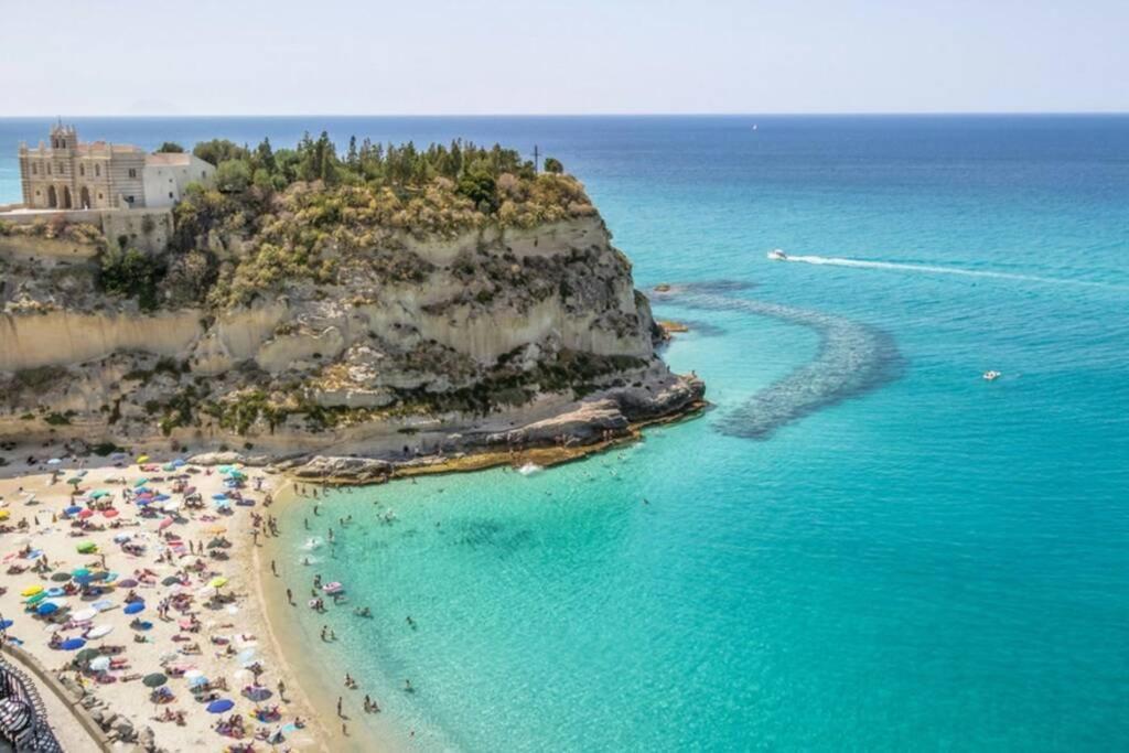 Casa Vacanze Autonoma Brevi Periodi Vibo Valentia Exterior foto